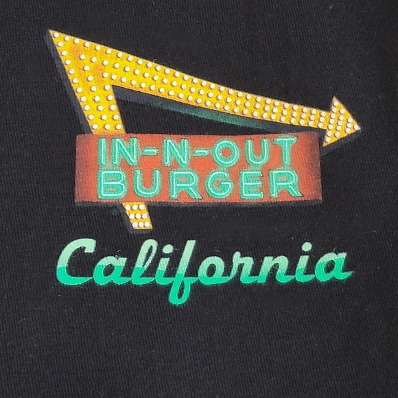 In and Out Burger California shirt Men's Size Small black long sleeve - Picture 4 of 7